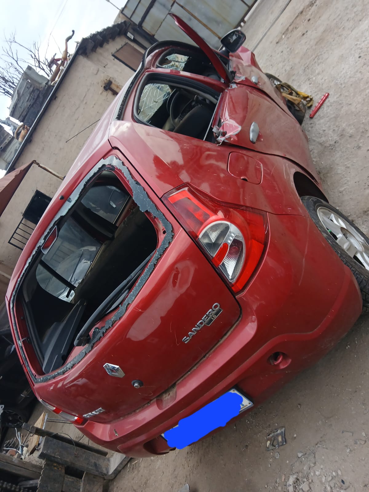 RENAULT SANDERO 1.6 [K7M] 2012 - Private Seller