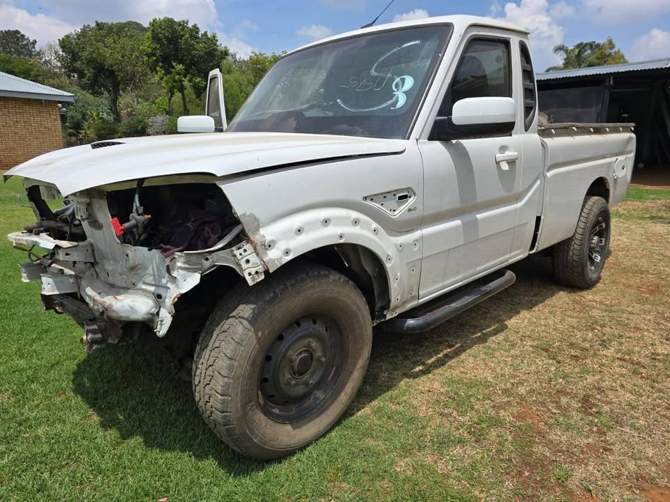 Mahindra scorpio stripping for spares Call or whatsapp Wesley - Private Seller Mahindra scorpio stripping for spares Call or whatsapp Wesley - Private Seller