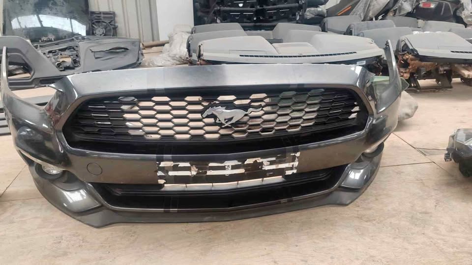Ford Mustang Front Bumper - Private Seller Ford Mustang Front Bumper - Private Seller