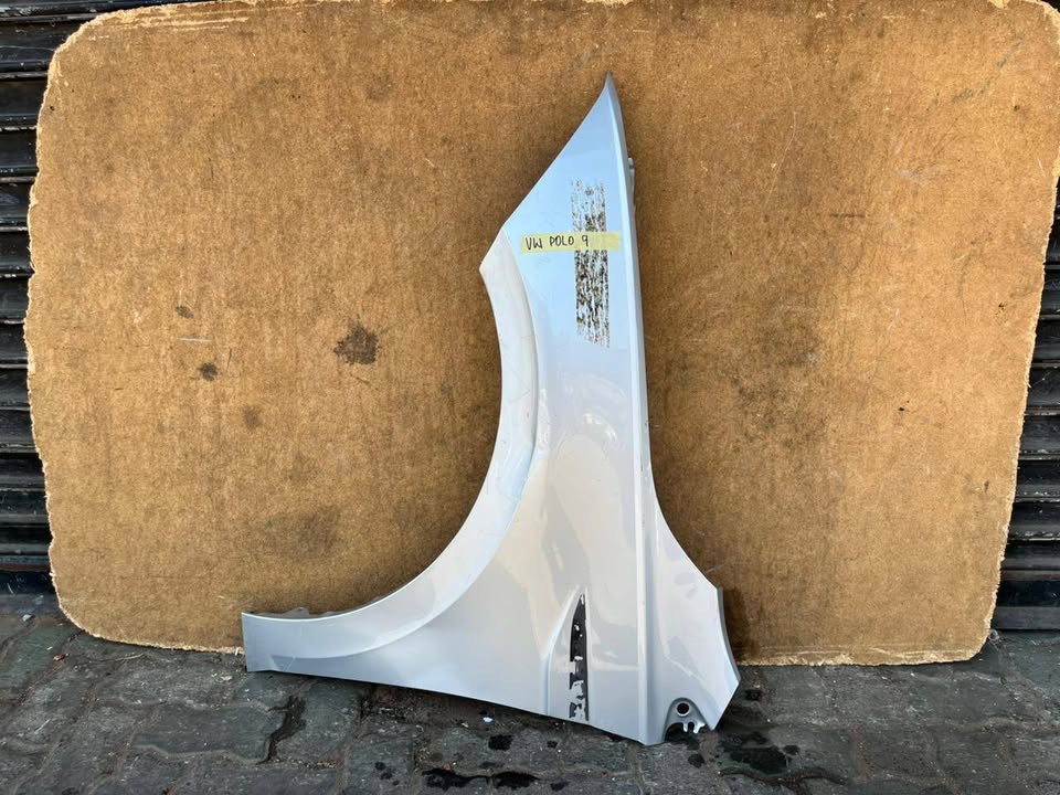 Volkswagen polo 9 Fender - Private Seller Volkswagen polo 9 Fender - Private Seller