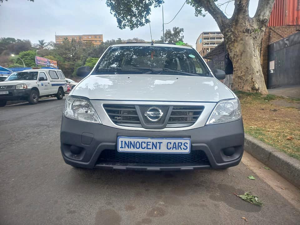 2018 NISSAN NP200 1.6 PETROL, MANUAL, WHITE COLOR, A/C, CANOPY, MILEAGE