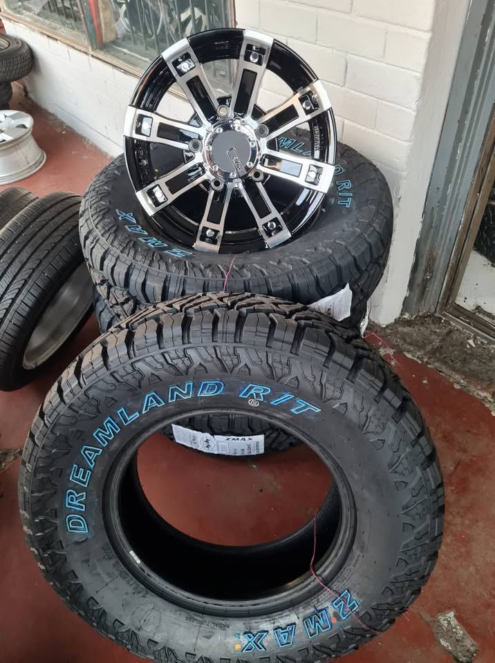 Mahindra bakkie Brand new mags and tyres 245/75/16 white Lettering - Private Seller Mahindra bakkie Brand new mags and tyres 245/75/16 white Lettering - Private Seller