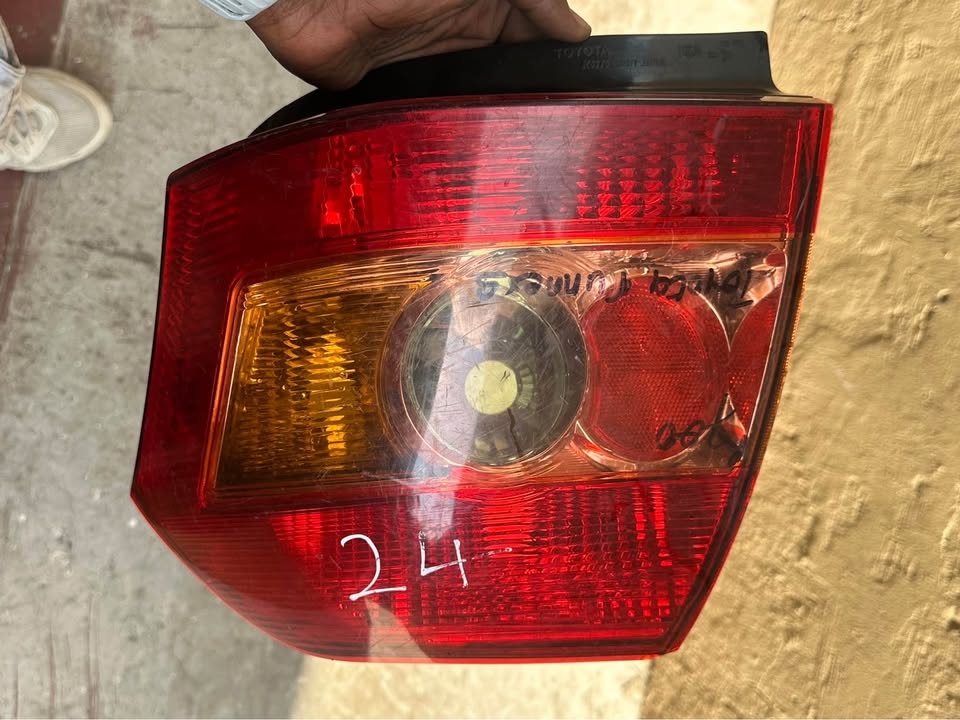 Toyota Corolla left-side facelift tail light (E120/E130 generation) or Toyota RunX m - Private Seller Toyota Corolla left-side facelift tail light (E120/E130 generation) or Toyota RunX m - Private Seller