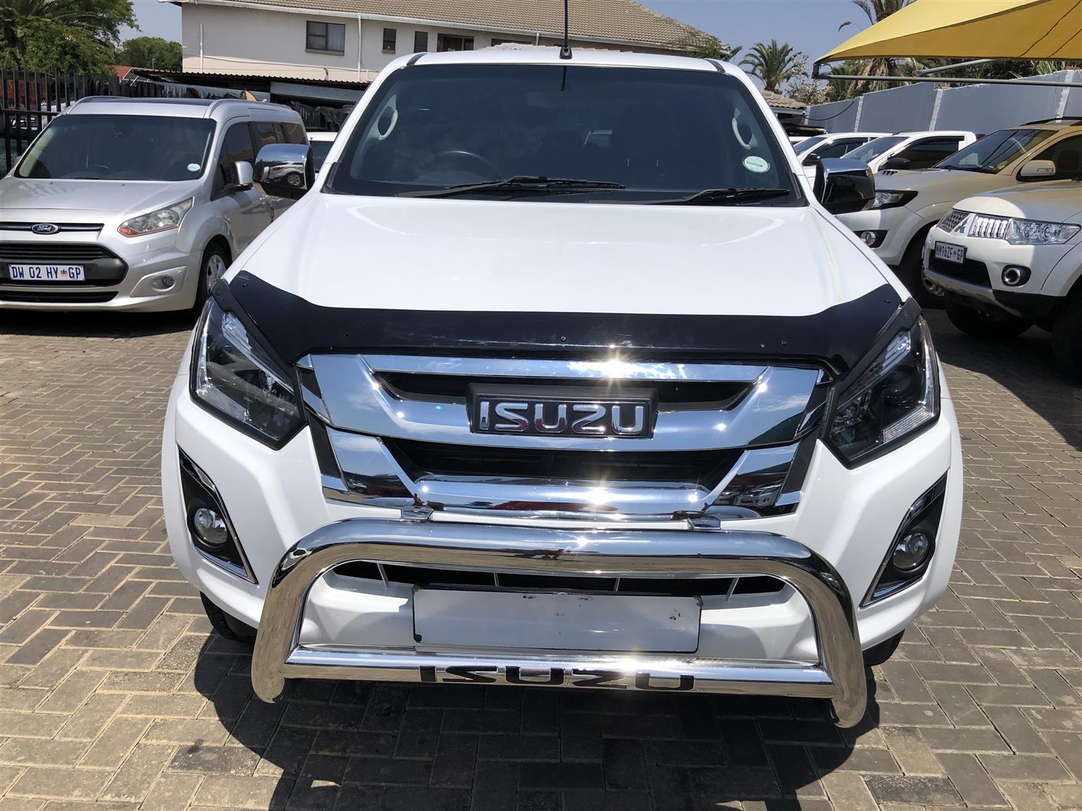Used 2014 Isuzu KB 300D-Teq double cab 4x4 LX - Private Seller
