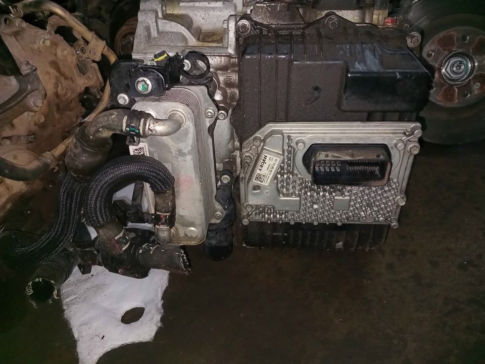 Haval jollion automatic gear box transmission new shape - Private Seller Haval jollion automatic gear box transmission new shape - Private Seller