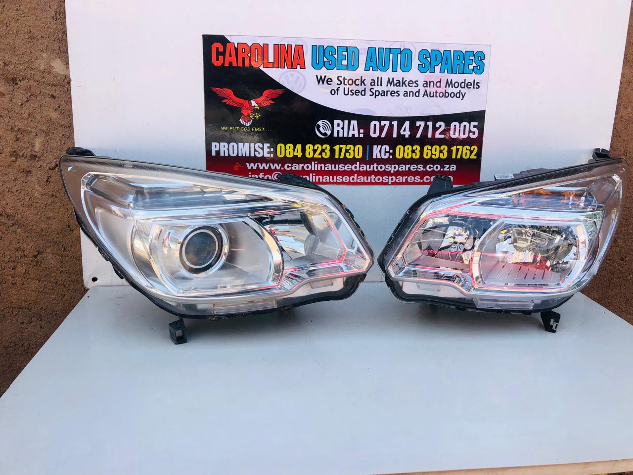 Chevrolet trailblazer left and right side headlight - Private Seller Chevrolet trailblazer left and right side headlight - Private Seller