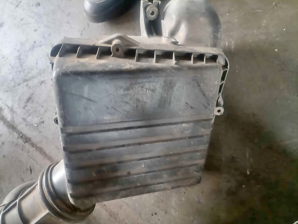 Honda Ballade S04 Airfilter Box - Private Seller Honda Ballade S04 Airfilter Box - Private Seller
