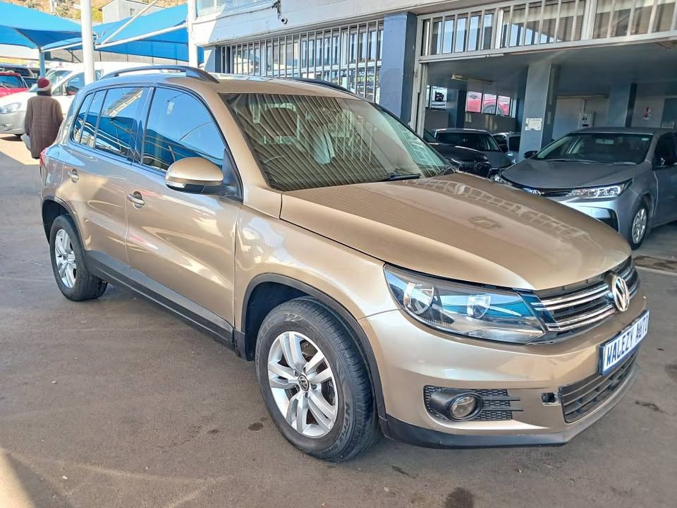 2014 VW TIGUAN 1.4 TSI BLUEMOTION  Transmission: Manual  Mileage Fueltype: Petrol  Gold