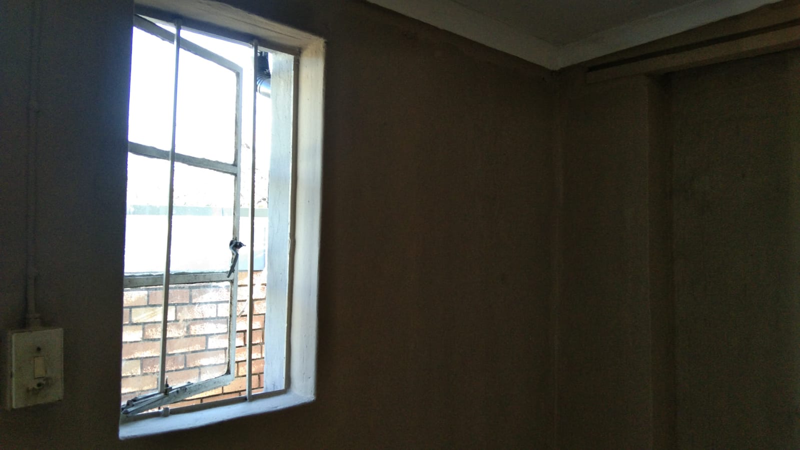 Room to Let walking distance to Greenstone Mall,Safe and secure, | Junk ...