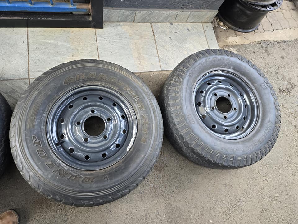 Mahindra scorpio steel rim and tyres available - Private Seller Mahindra scorpio steel rim and tyres available - Private Seller