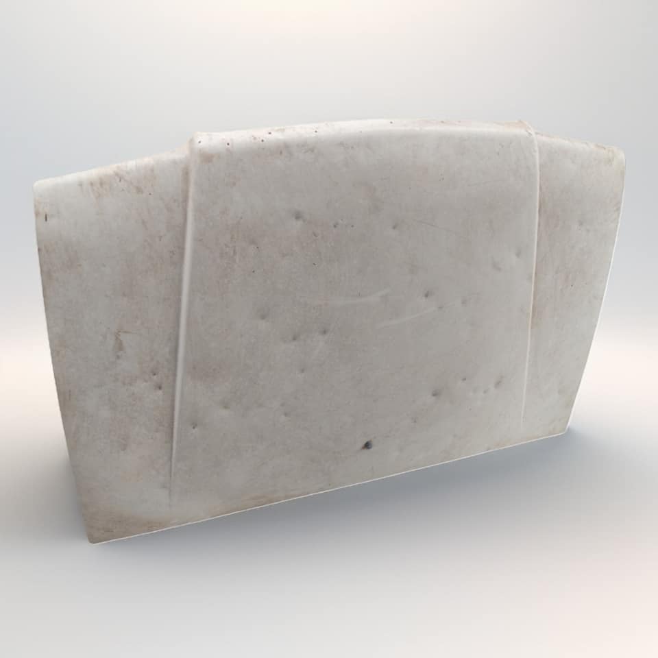 Mitsubishi colt bonnet Call or WhatsApp me - Private Seller