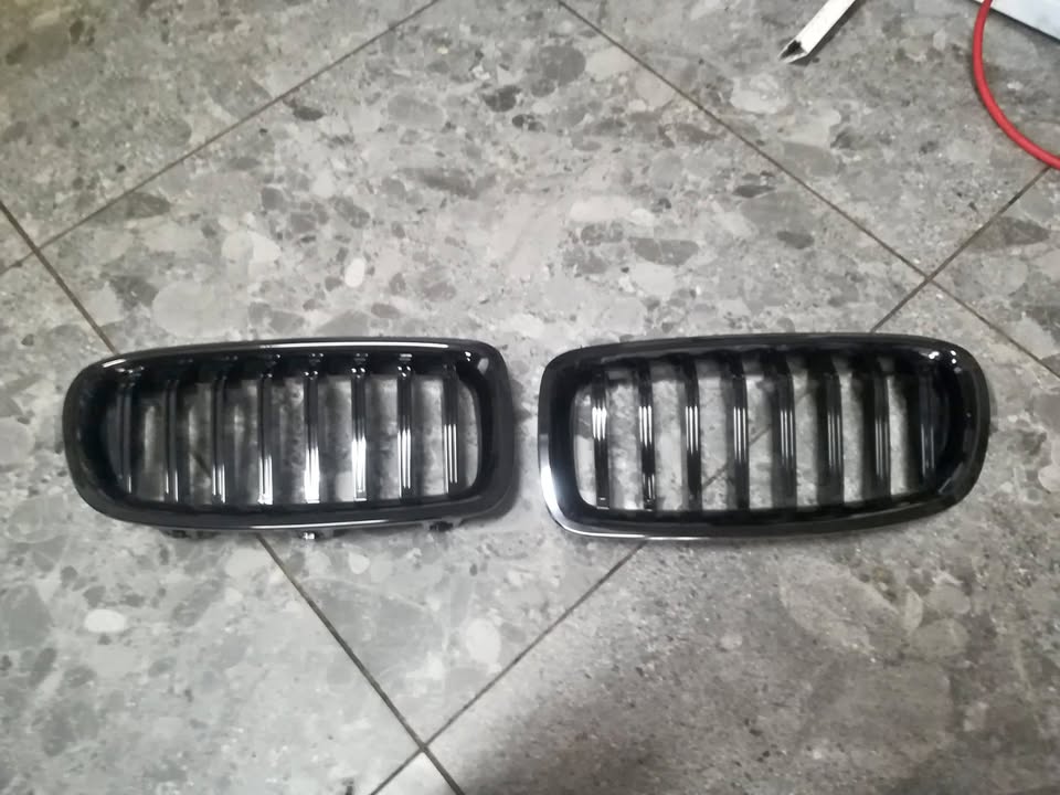 BMW F30/F31 GRILLE - BRAND NEW - Private Seller BMW F30/F31 GRILLE - BRAND NEW - Private Seller