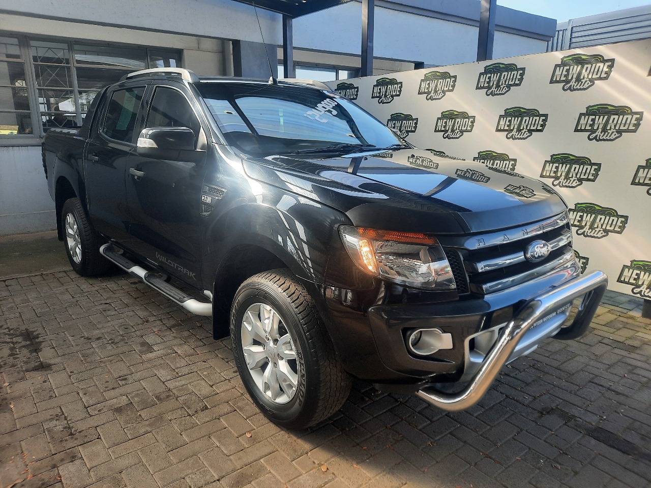 Used 2015 Ford Ranger 3.2TDCi double cab 4x4 XLT auto - Private Seller Used 2015 Ford Ranger 3.2TDCi double cab 4x4 XLT auto - Private Seller