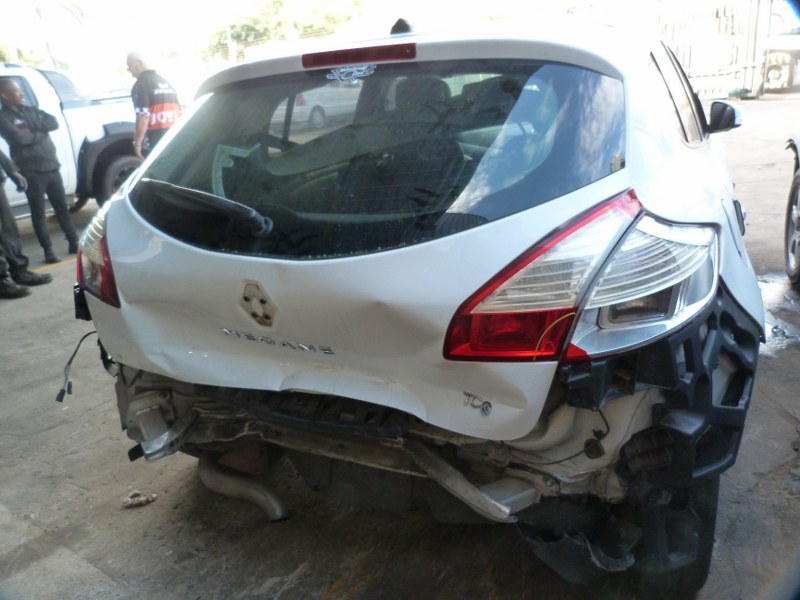 Renault Megane III 1.4 TCe Dynamique Manual White - 2011 STRIPPING FOR SPARES - Private Seller Renault Megane III 1.4 TCe Dynamique Manual White - 2011 STRIPPING FOR SPARES - Private Seller