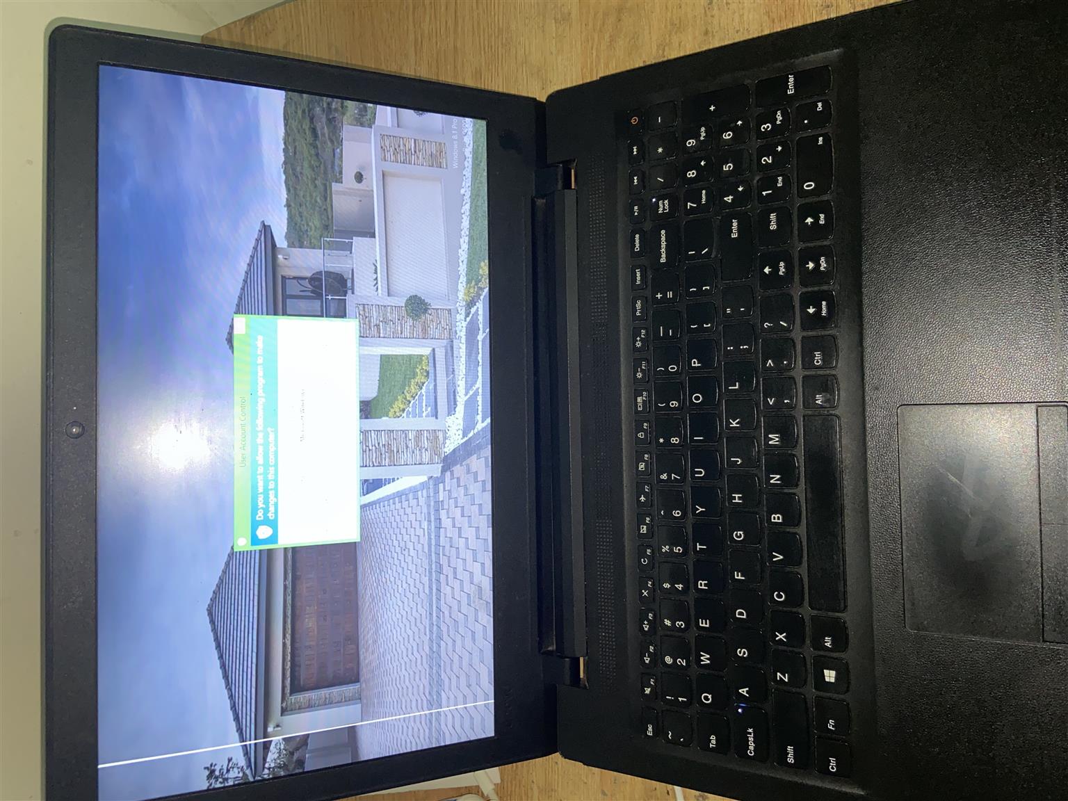 Lenova laptop for sale 4gb ram. 64 bit 