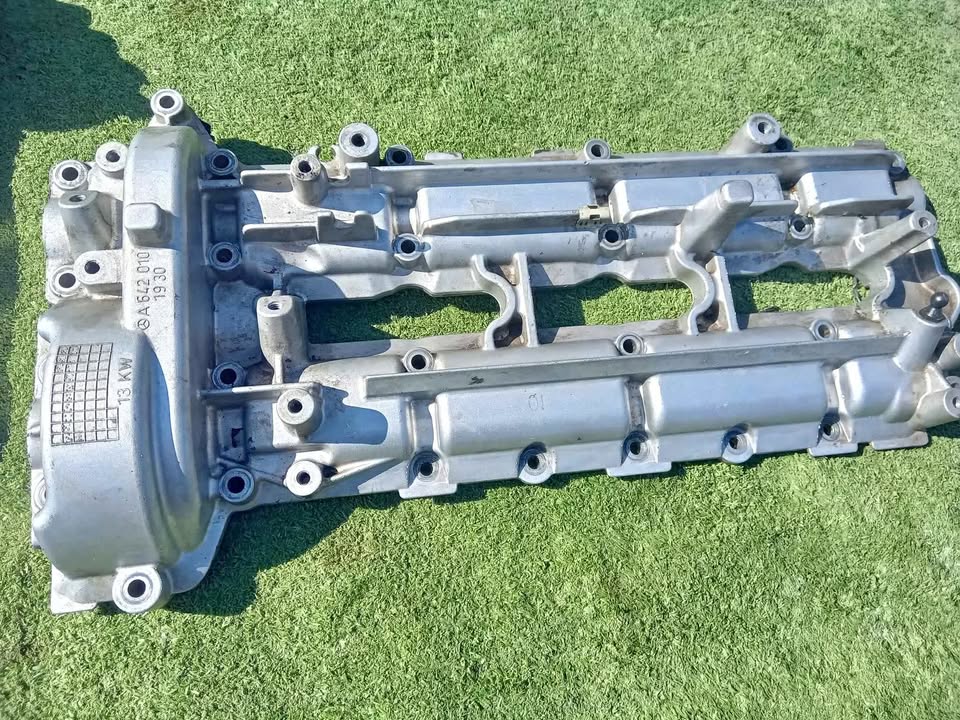 MERCEDES BENZ OM642 3.0 V6 DIESEL ENGINE TAPPET COVER BOTH FOR SALE W164/ SPRINTER /W204 /W212/ VITO