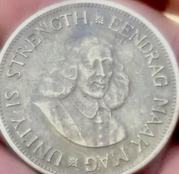 OLD COINS ANTIQUE AND MEMORABLE HISTORY COINS