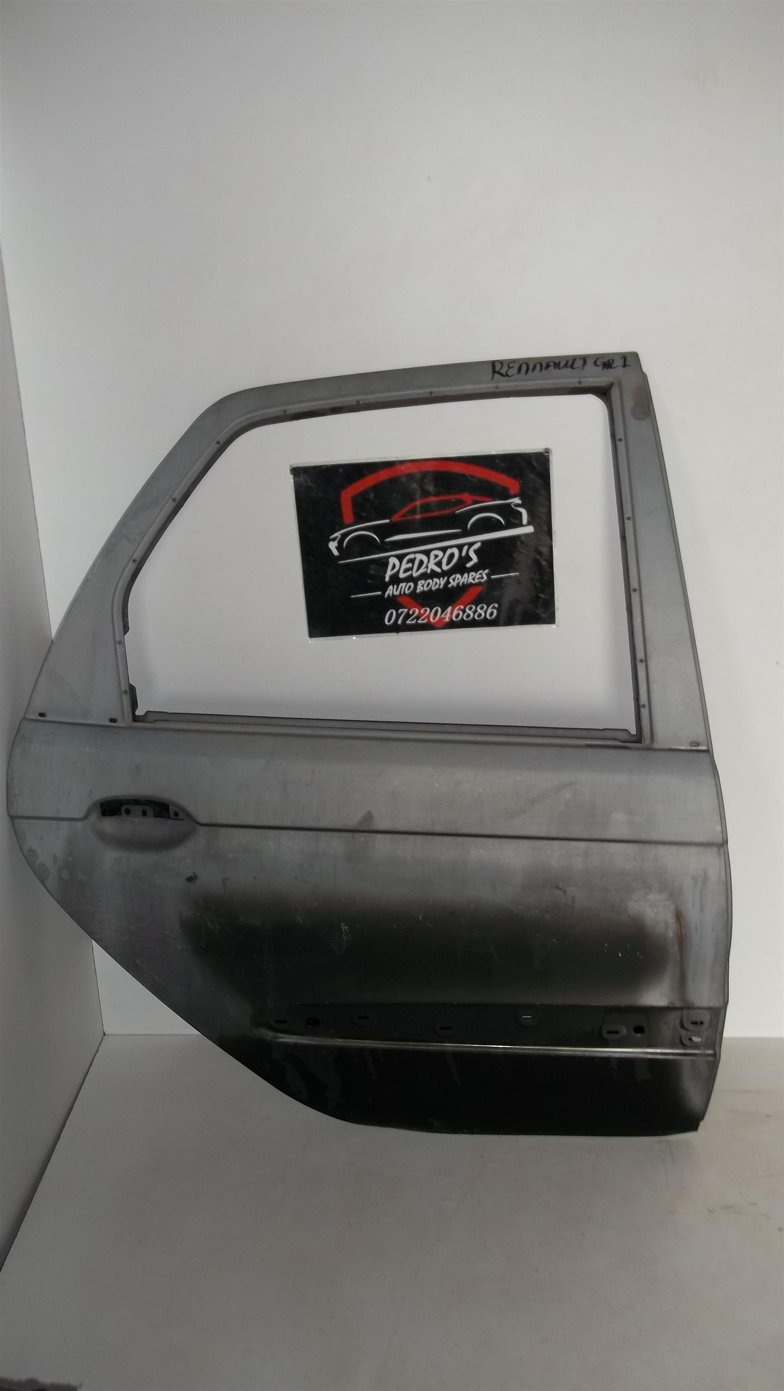 Renault Clio1 (Right) passenger door - Private Seller Renault Clio1 (Right) passenger door - Private Seller