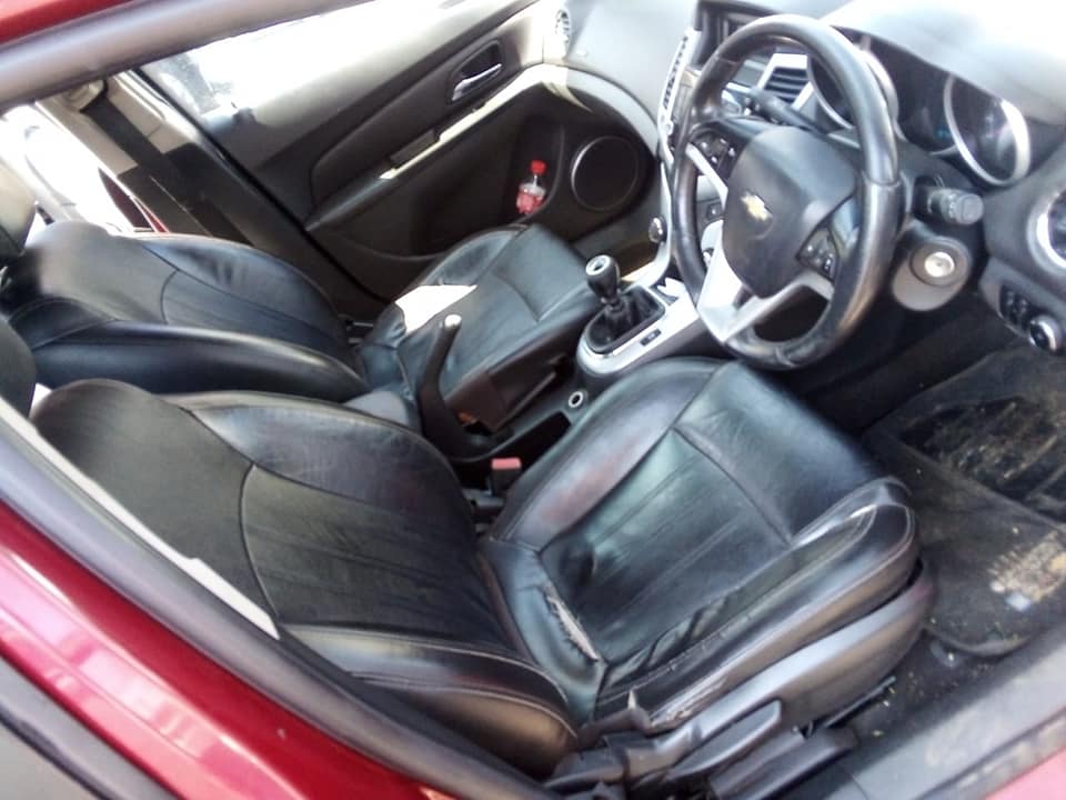 2013 CHEVROLET CRUZE 1.5 Petrol 107 000km MANUAL MAROON
