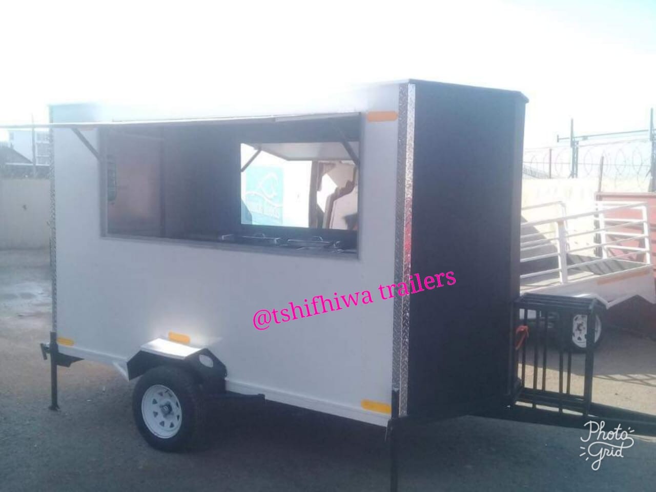 Mobile Kitchens Mobile Fridges And Vip Toilets For Sale Junk Mail