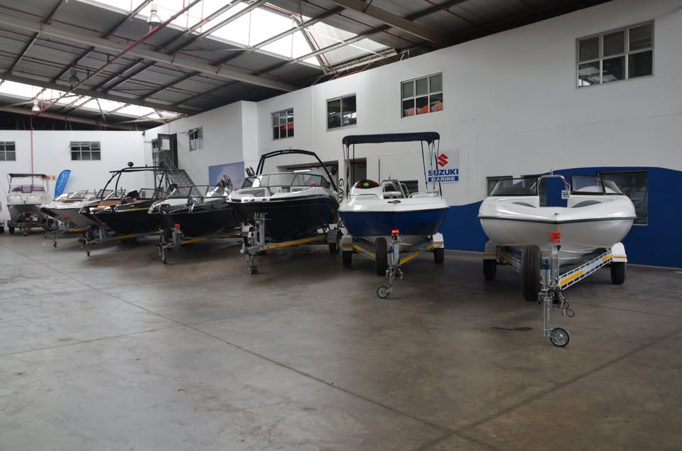 2015 Boats waterski and deep sea boats
