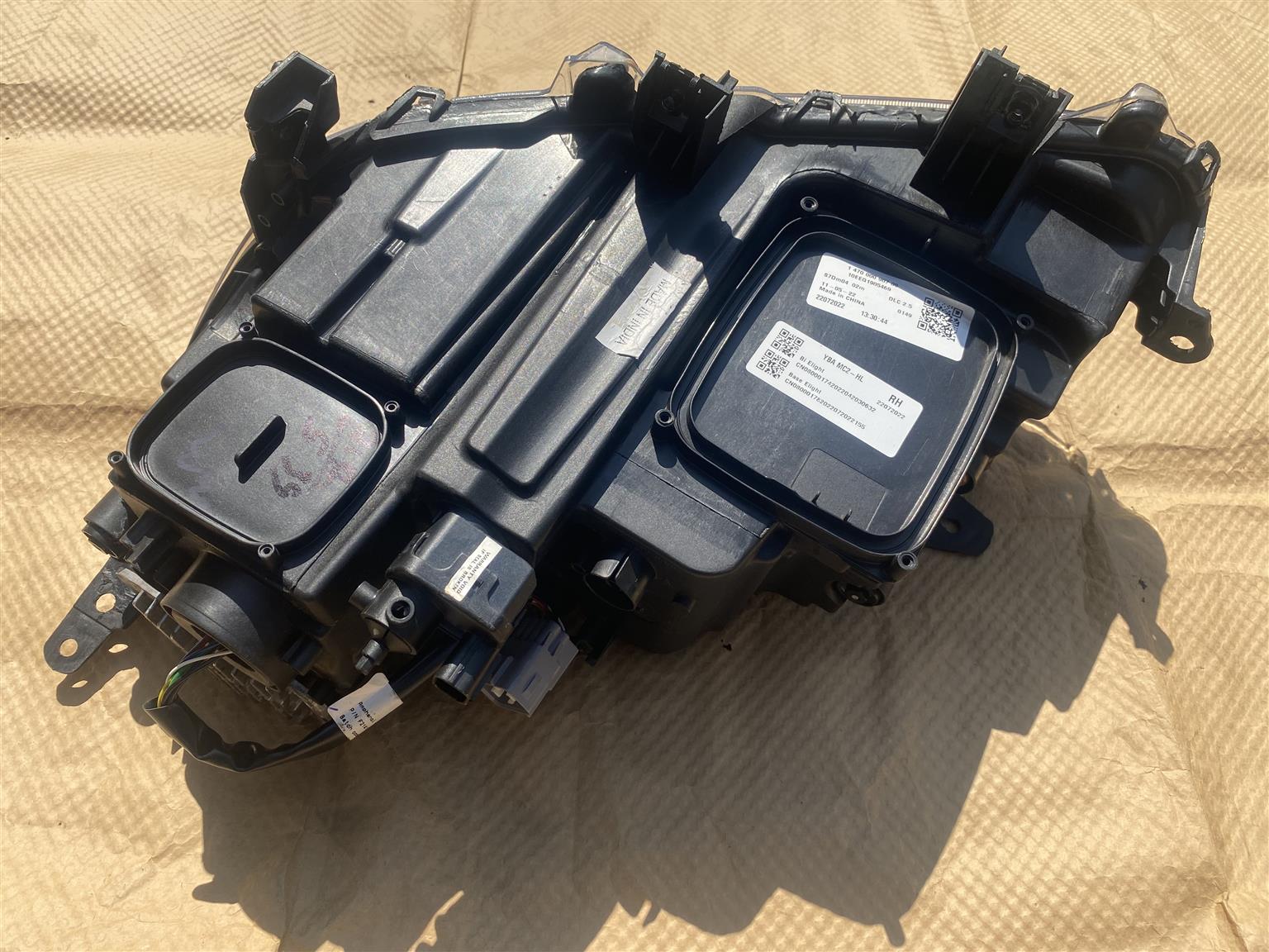 2022 TOYOTA URBAN CRUISER FULL LED HEADLIGHT RIGHT SIDE FOR SALE