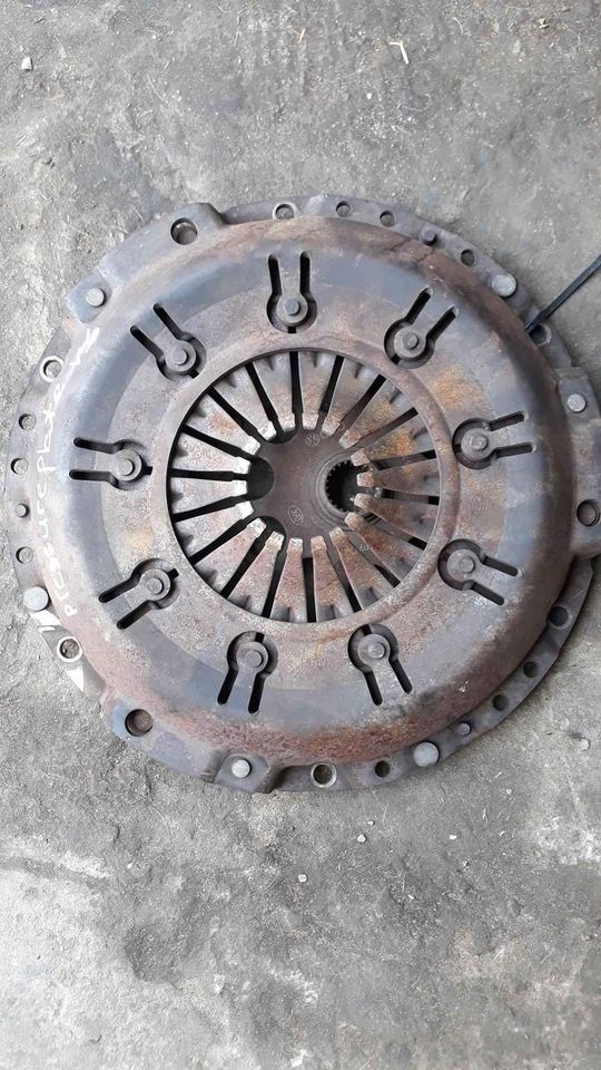 Audi v6 2.8 pressure plate - Private Seller