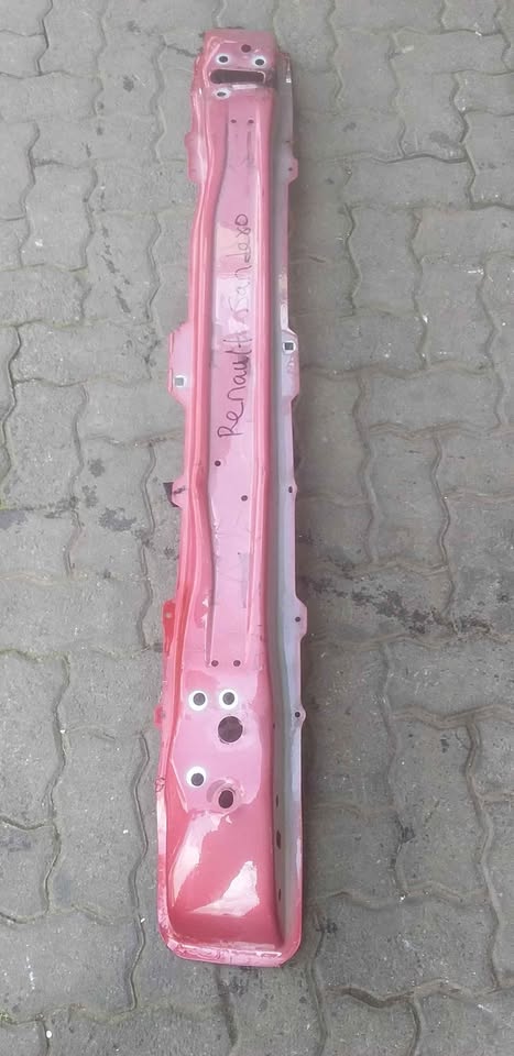Renault sandero stiffener - Private Seller Renault sandero stiffener - Private Seller