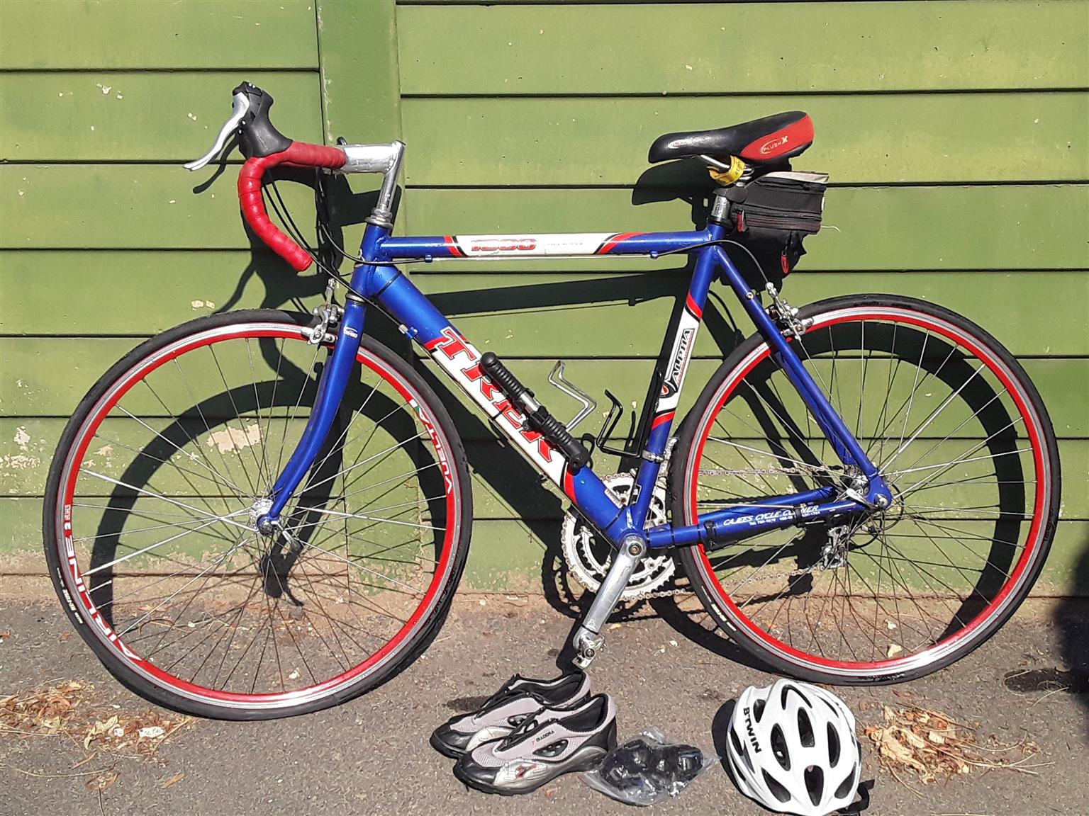 Trek 1000 Road Bike For Sale | Junk Mail