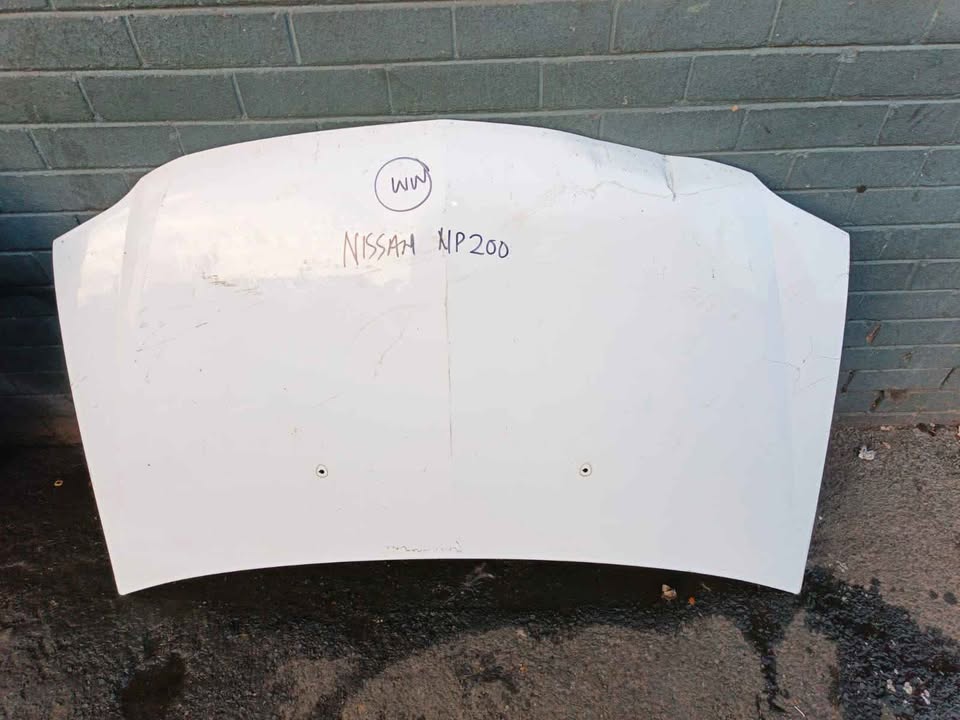 Nissan Np200 bonnet