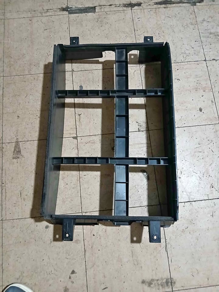 Hyundai creta cradle - Private Seller Hyundai creta cradle - Private Seller