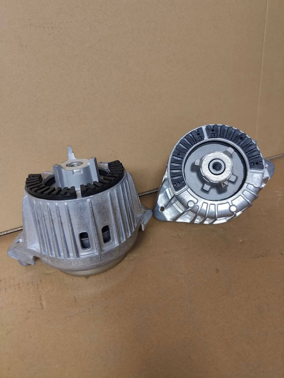 M646/M651/M642 CDI ENGINE MOUNTINGS FOR MERCEDES BENZ W204, W212, W207 AND R172 - Private Seller M646/M651/M642 CDI ENGINE MOUNTINGS FOR MERCEDES BENZ W204, W212, W207 AND R172 - Private Seller