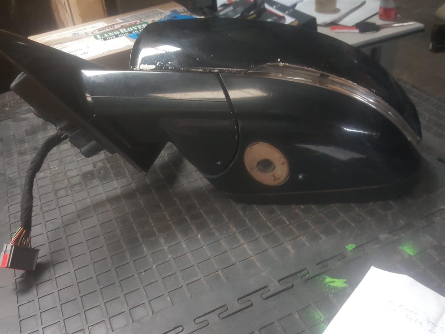 2015 Range Rover Sport 3.0l S/C Mirror for sale - Private Seller 2015 Range Rover Sport 3.0l S/C Mirror for sale - Private Seller