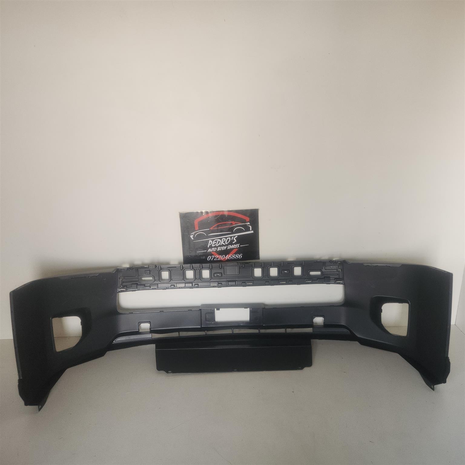Toyota Quantum front bumper - Private Seller Toyota Quantum front bumper - Private Seller