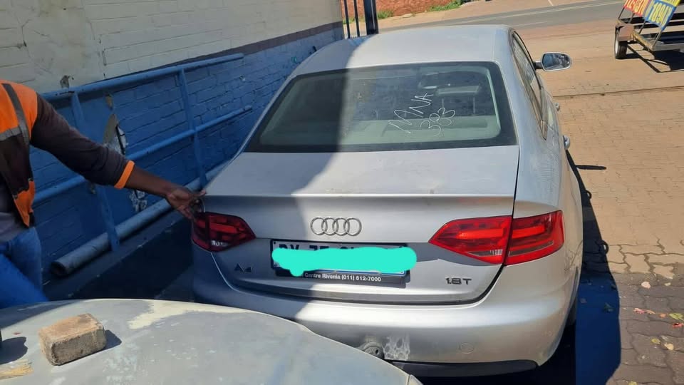 Audi A4 STRIPPING FOR SPARES - Private Seller Audi A4 STRIPPING FOR SPARES - Private Seller