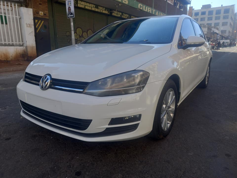 2014 GOLF 7 TSI 1.4 PETROL, MANUAL, WHITE COLOUR, MILEAGE 136000KM