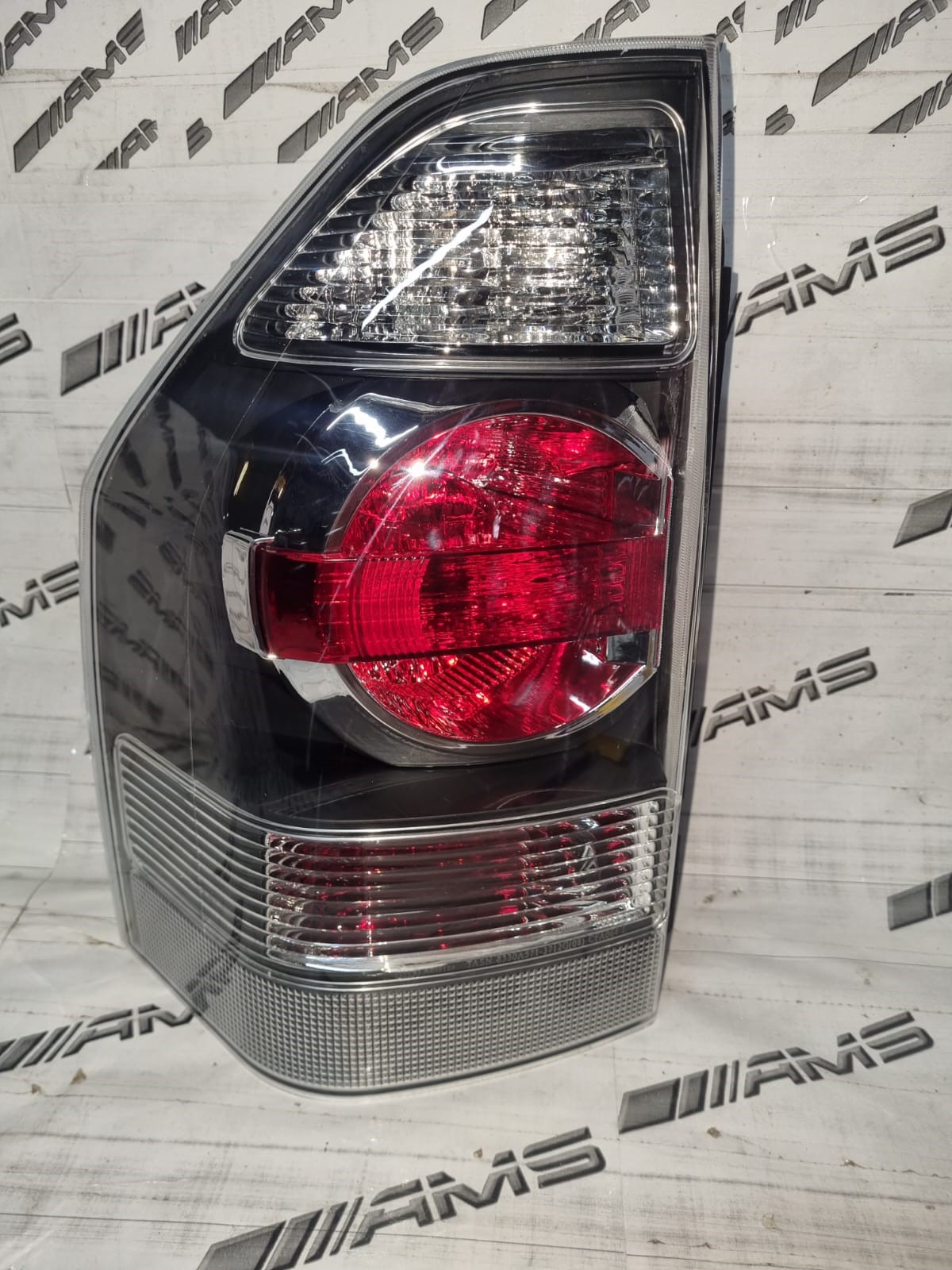Brand New Tail Light for Mitsubishi Pajero Gen 4 short wheel base - Private Seller Brand New Tail Light for Mitsubishi Pajero Gen 4 short wheel base - Private Seller