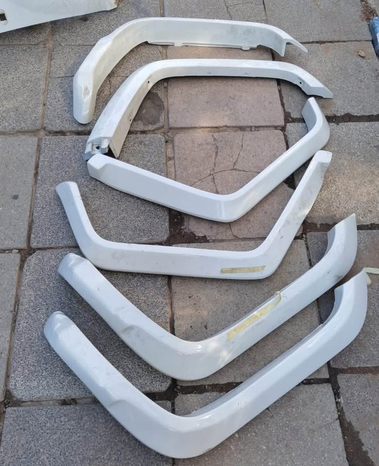 Toyota Land Cruiser 70/79 series Wheel arches - Private Seller Toyota Land Cruiser 70/79 series Wheel arches - Private Seller