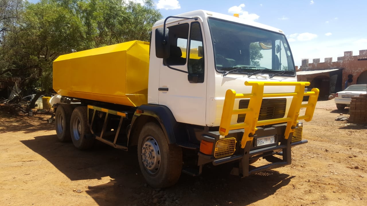 2006 Man Le 18 280 Fitted With 10000 Litre Water Tank Hydr Water Tanker Truck Trucks For Sale In Gauteng On Truck Trailer