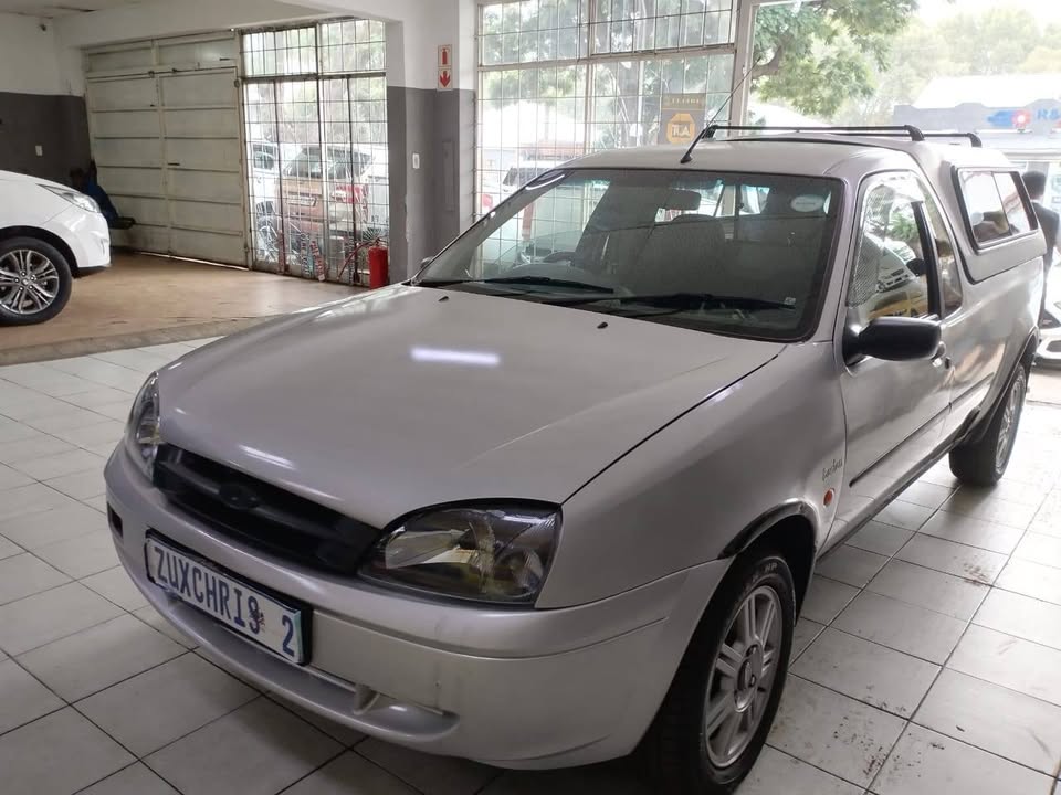 2005 FORD BANTAM 1.6 MANUAL WITH CANOPY
