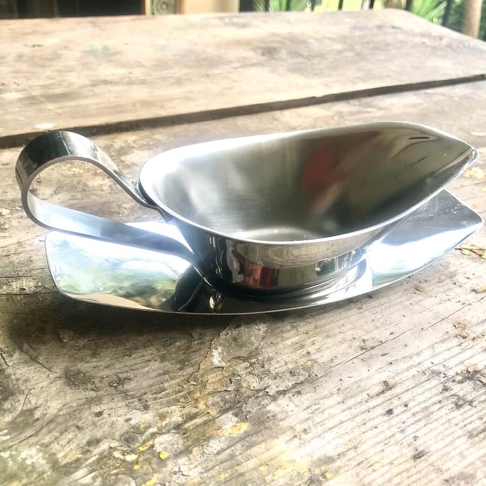 Timeless Elegance: Stainless Steel Gravy Boat and Saucer Set