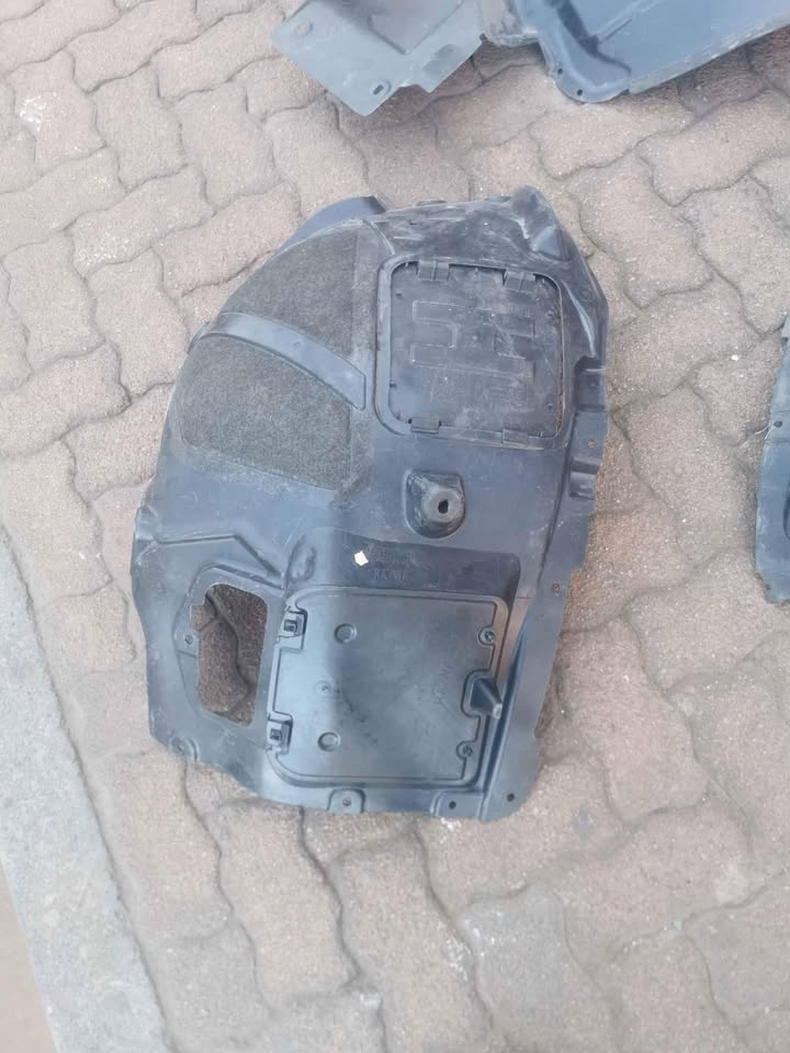 BMW G30 left front fender liner - Private Seller BMW G30 left front fender liner - Private Seller