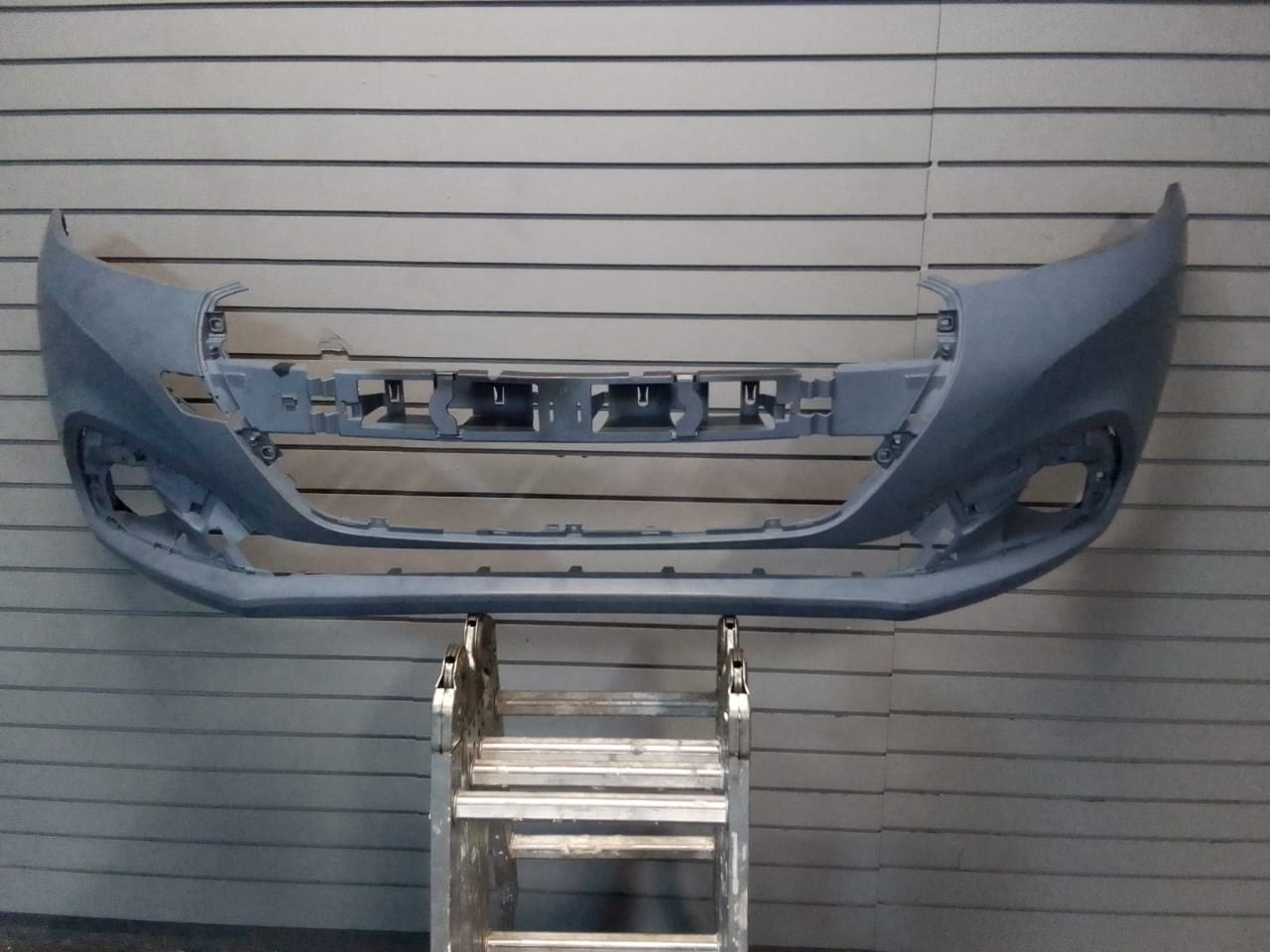 (2015-2018) PEUGEOT 208 FRONT BUMPER FOR SALE - Private Seller (2015-2018) PEUGEOT 208 FRONT BUMPER FOR SALE - Private Seller