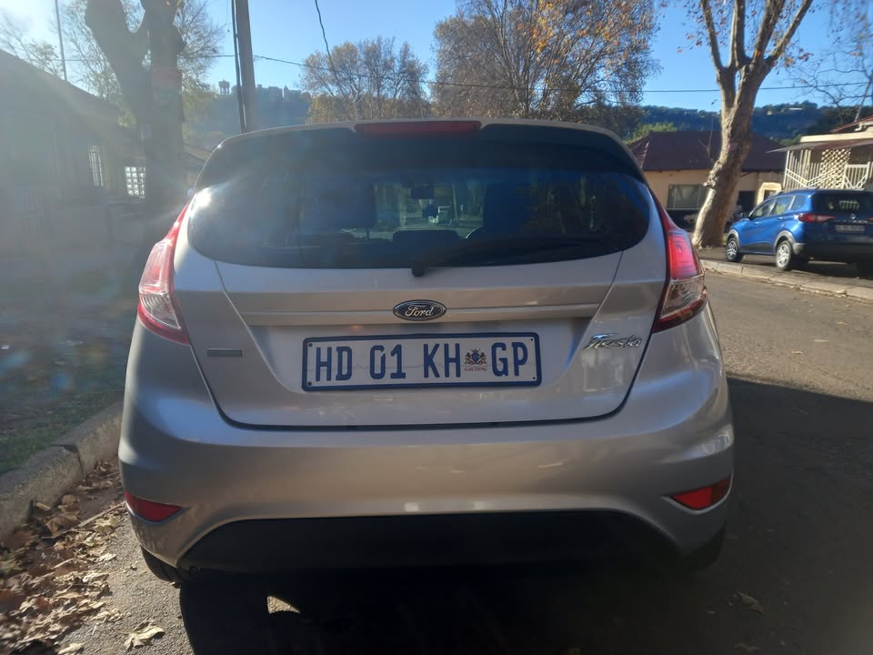 2017 Ford Fiesta Ecoboost 1.0 Petrol, Automatic, Silver, 70000Kms