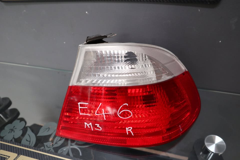 BMW E46 TAIL LIGHTS - Private Seller BMW E46 TAIL LIGHTS - Private Seller