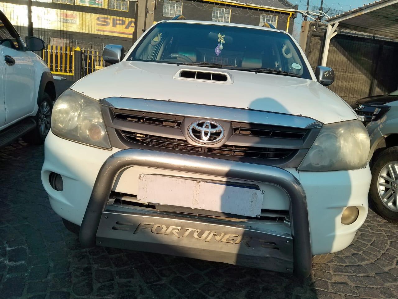 2007 Toyota Fortuner SUV 7Seater 3.0 D4D Diesel Manual 300,000km Leather Seats,