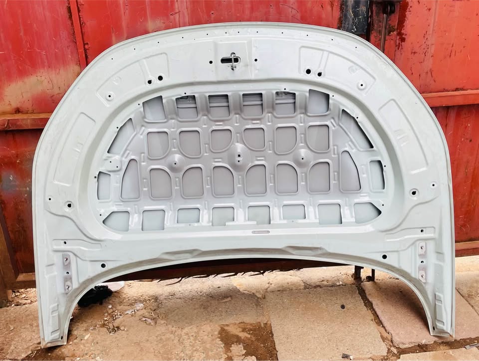 Chery Omoda C5 bonnet - Private Seller Chery Omoda C5 bonnet - Private Seller