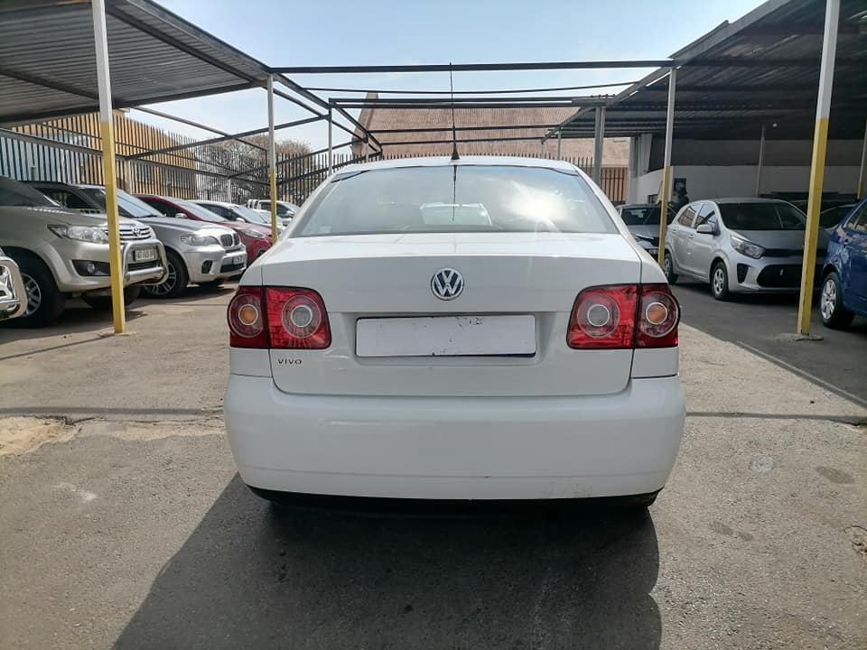 2017 Volkswagen polo vivo 1.4 Sedan