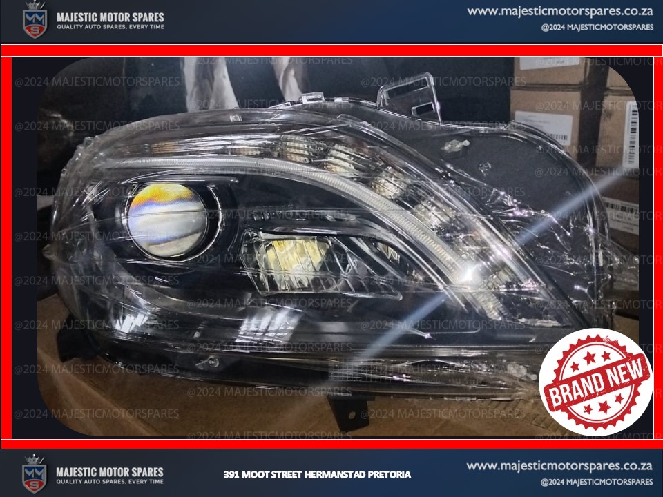 Mercedes w166 xenon headlight - brand new replacement for ml-class for sale - Private Seller Mercedes w166 xenon headlight - brand new replacement for ml-class for sale - Private Seller