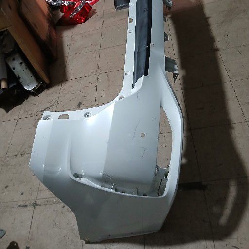 Toyota fortuner gd6 back bumper - Private Seller Toyota fortuner gd6 back bumper - Private Seller